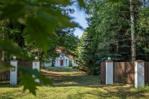 dom wolnostojący, 4 pokoje Celinów, ul. Świerkowa