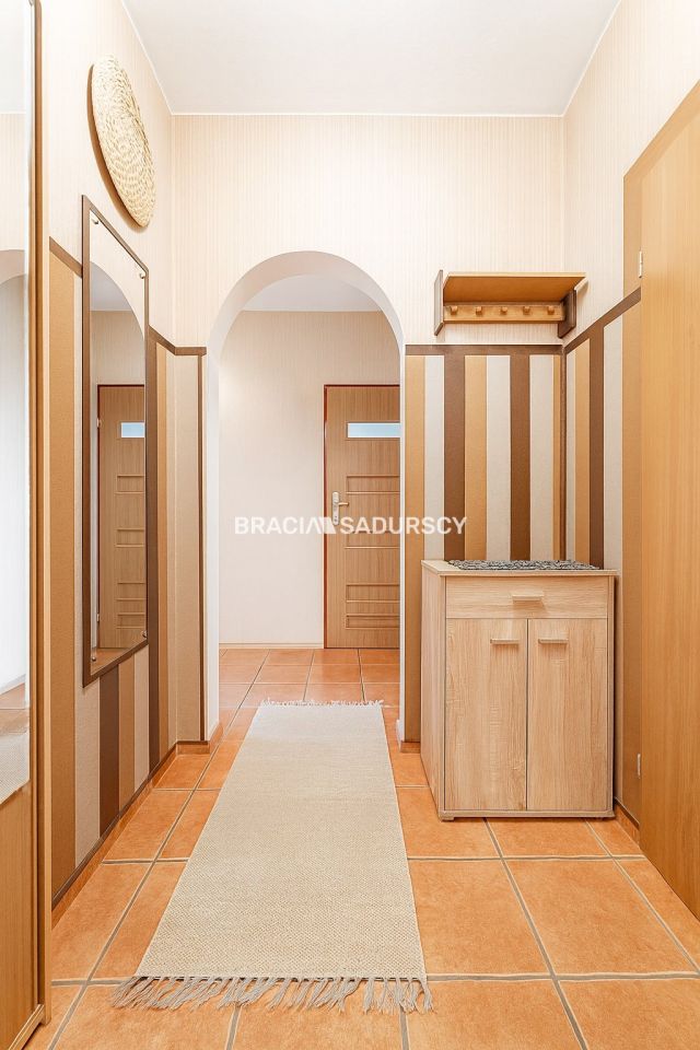 Mieszkanie 2-pokojowe Kraków Czyżyny, os. Dywizjonu 303. Zdjęcie 13