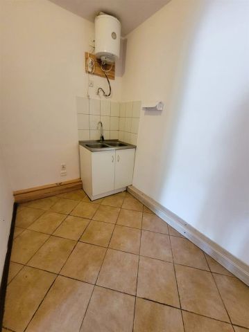 Lokal Sosnowiec Klimontów, ul. mjr. Henryka Hubala-Dobrzańskiego. Zdjęcie 5