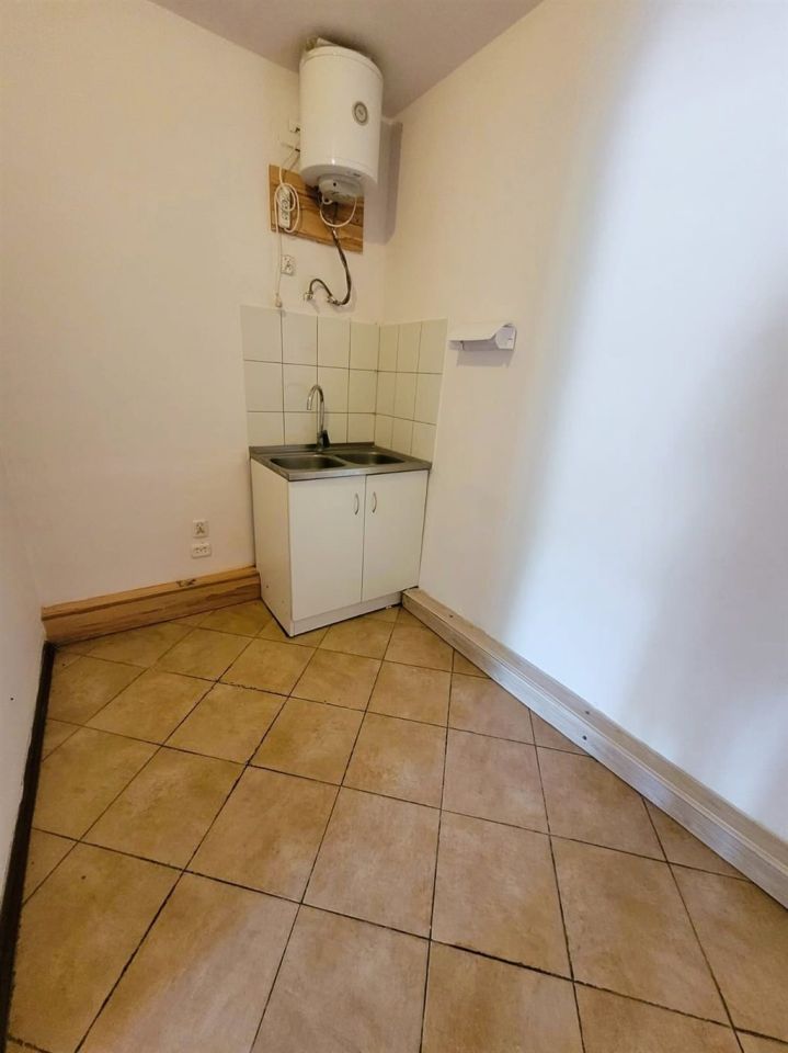 Lokal Sosnowiec Klimontów, ul. mjr. Henryka Hubala-Dobrzańskiego. Zdjęcie 5