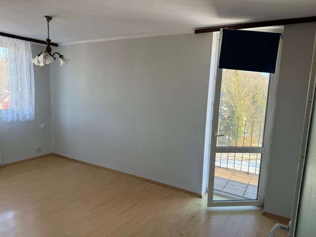 Mieszkanie 3-pokojowe Pobiedna. Zdjęcie 1