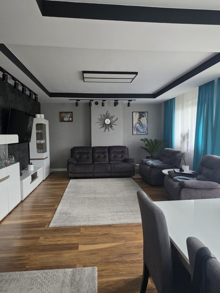 bliźniak, 5 pokoi Kobyłka Mareta, ul. Longinusa. Zdjęcie 10