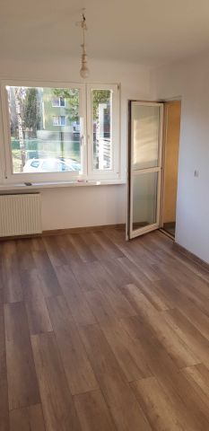 Mieszkanie 1-pokojowe Kraków Bieżanów, ul. Telimeny. Zdjęcie 1