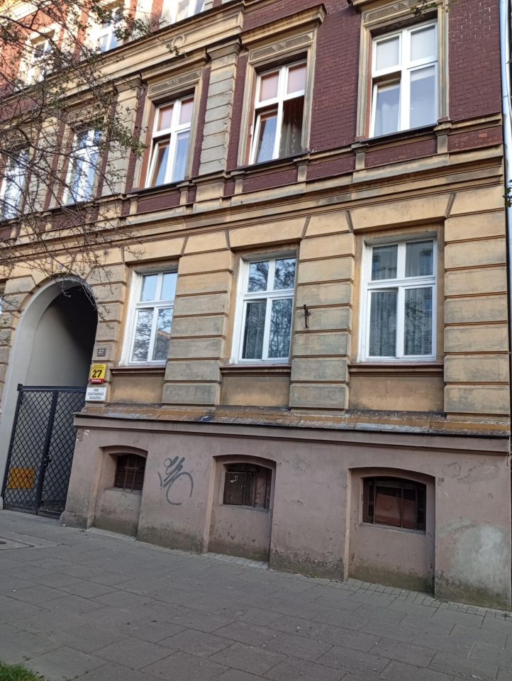 Mieszkanie 4-pokojowe Gniezno Centrum, ul. Henryka Sienkiewicza. Zdjęcie 1