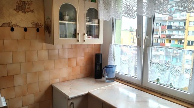 Mieszkanie 4-pokojowe Bełchatów, os. Okrzei. Zdjęcie 7