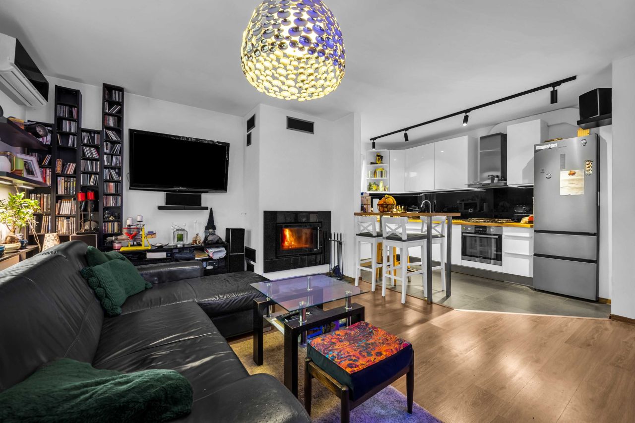 Mieszkanie 4-pokojowe Marki. Zdjęcie 8