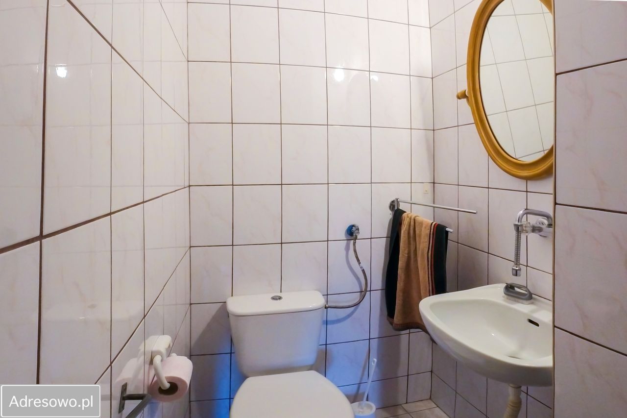 dom wolnostojący, 7 pokoi Libertów. Zdjęcie 6