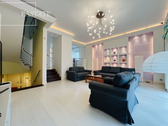 dom szeregowy, 6 pokoi Warszawa Praga, ul. Mariana Pisarka. Zdjęcie 2