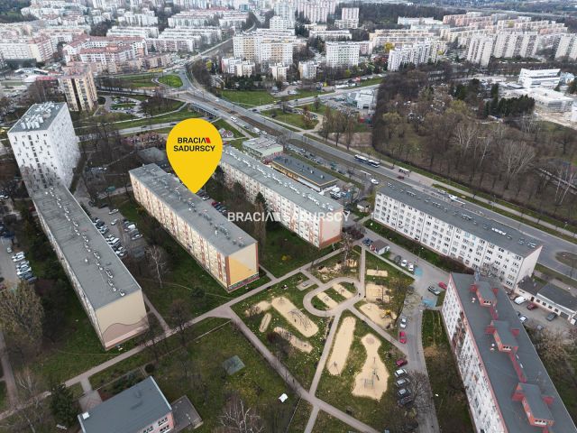 Mieszkanie 2-pokojowe Kraków Bieńczyce, os. Kalinowe. Zdjęcie 2