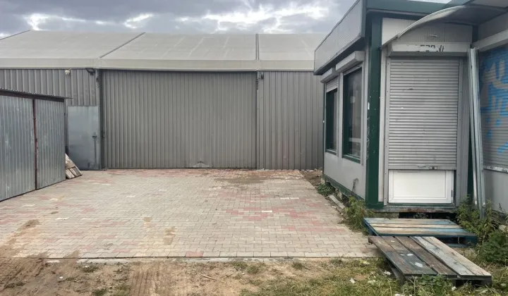 Hala/magazyn Karakule