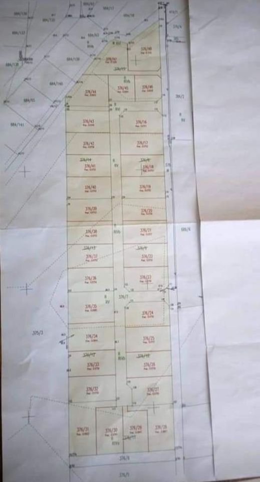 Działka budowlana Tur. Zdjęcie 2