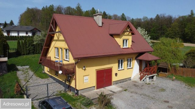 dom wolnostojący, 5 pokoi Bielsko-Biała Komorowice Krakowskie. Zdjęcie 1