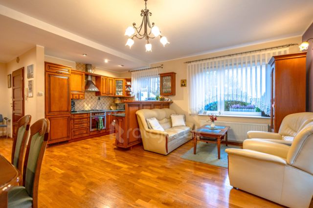 dom wolnostojący, 5 pokoi Rumia. Zdjęcie 7