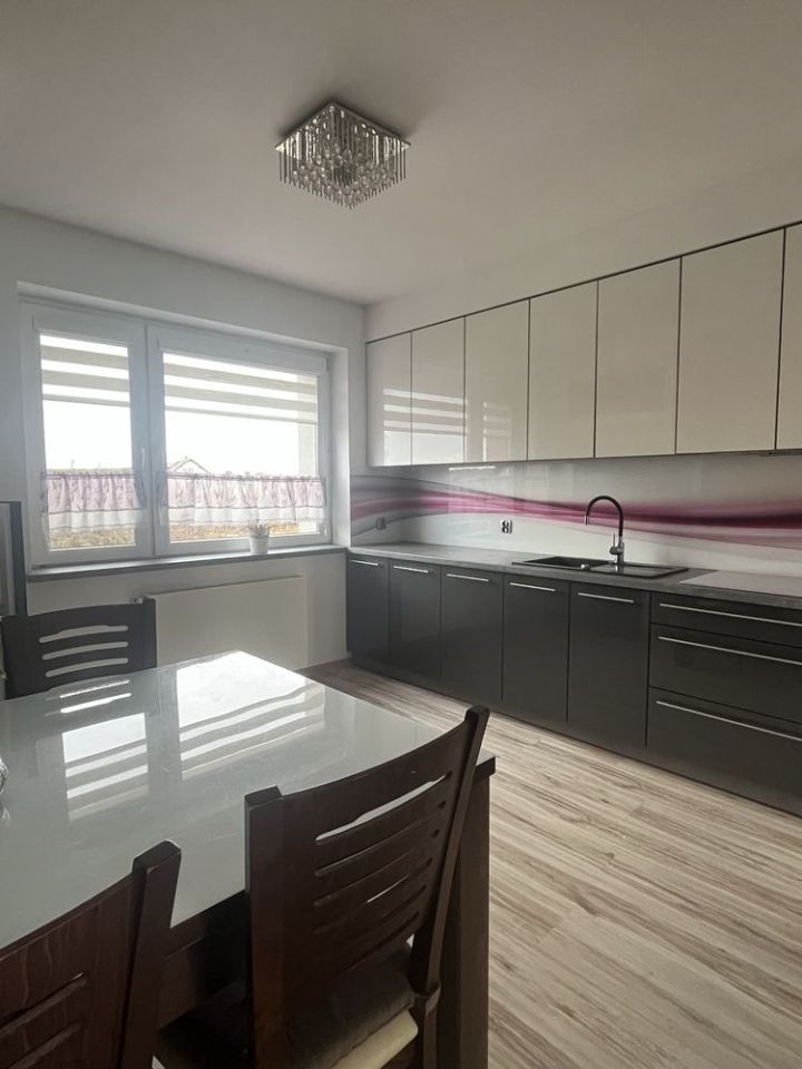 Mieszkanie 3-pokojowe Stężyca, ul. Polna. Zdjęcie 5