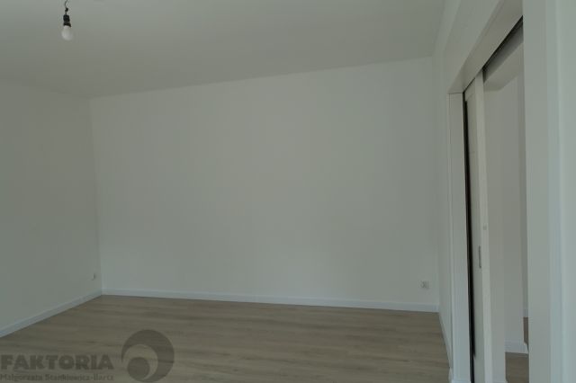 Mieszkanie 4-pokojowe Szczecin Dąbie. Zdjęcie 8