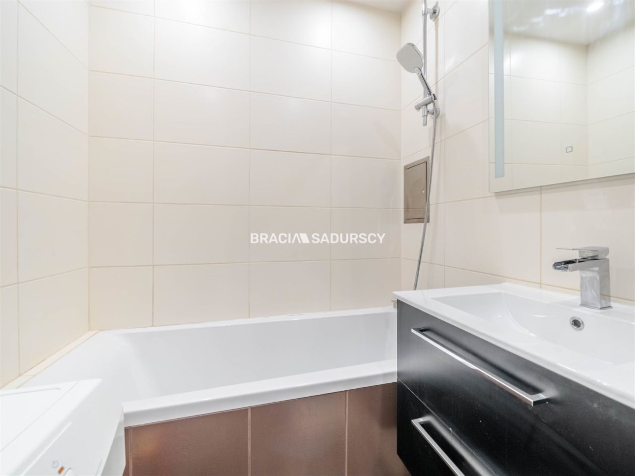 Mieszkanie 2-pokojowe Kraków, ul. Heleny. Zdjęcie 16