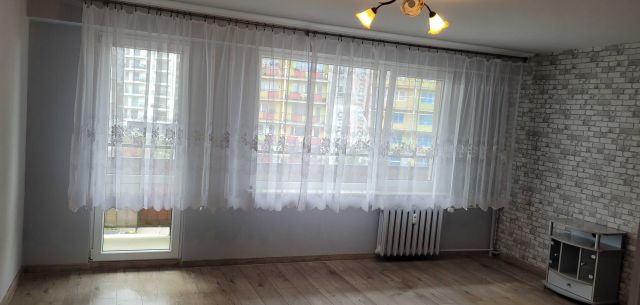 Mieszkanie 3-pokojowe Łomża, ul. por. Łagody. Zdjęcie 1