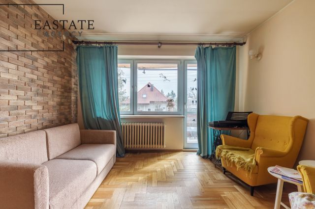 dom wolnostojący, 6 pokoi Zielonka, ul. Saperów. Zdjęcie 1