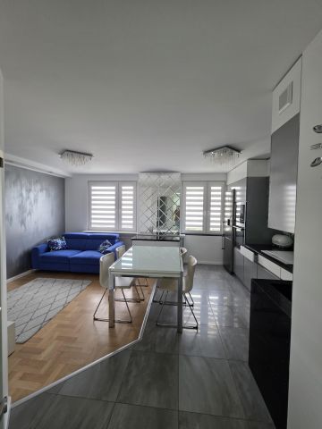 Mieszkanie 4-pokojowe Kielce Ślichowice, ul. Karbońska. Zdjęcie 1