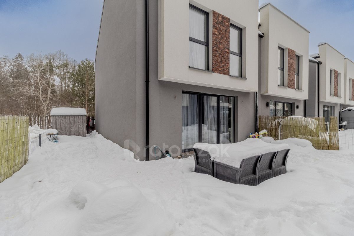 dom szeregowy, 4 pokoje Luzino, ul. Cicha. Zdjęcie 3