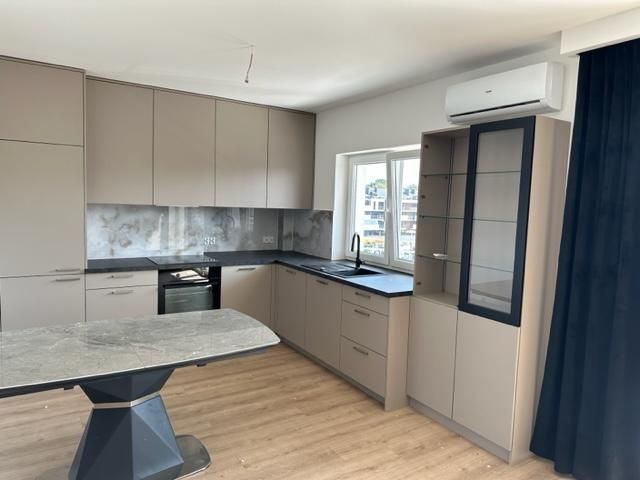 Mieszkanie 3-pokojowe Jarosław, ul. Szarych Szeregów. Zdjęcie 1