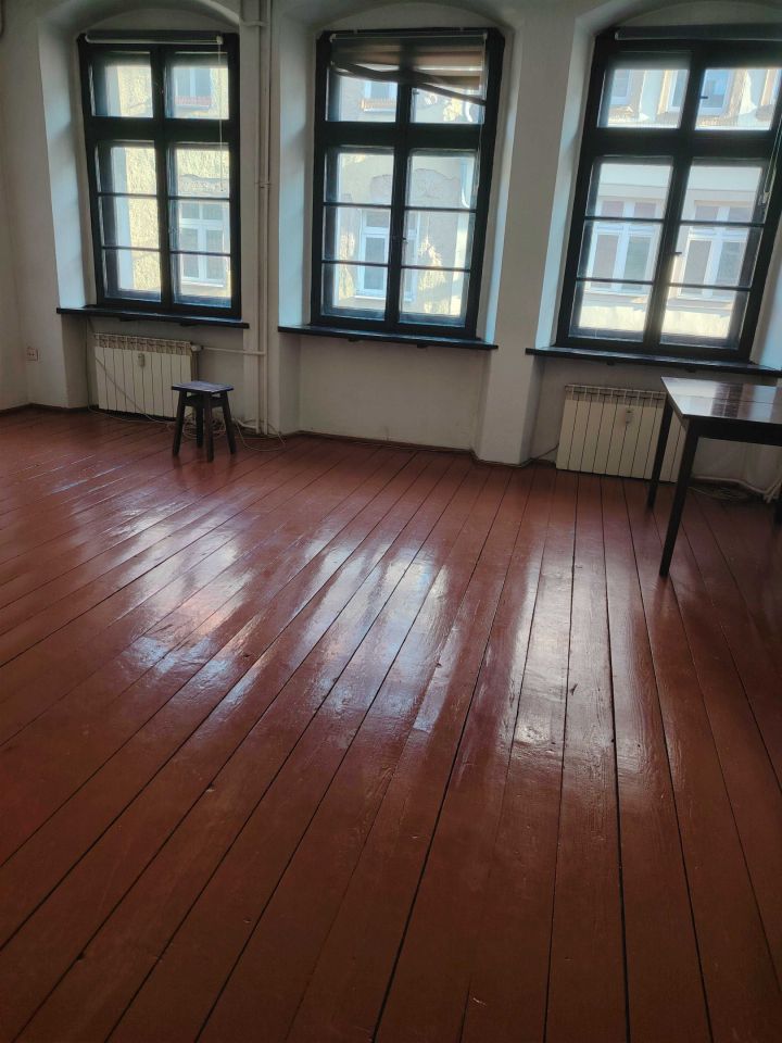 Mieszkanie 3-pokojowe Jelenia Góra Centrum, Długa. Zdjęcie 2