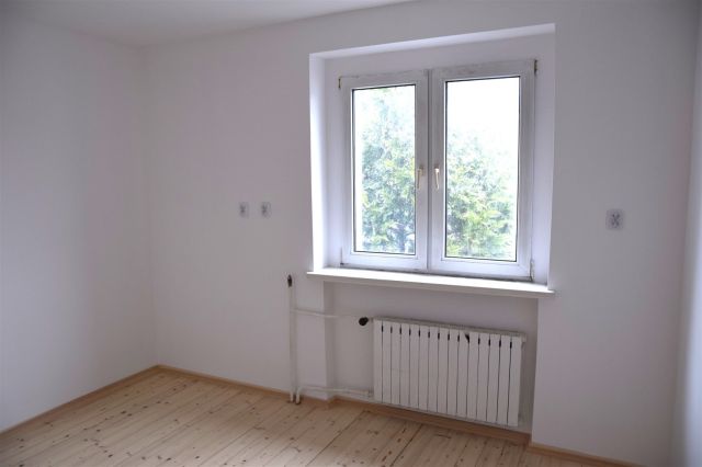 bliźniak, 4 pokoje Gniezno. Zdjęcie 11