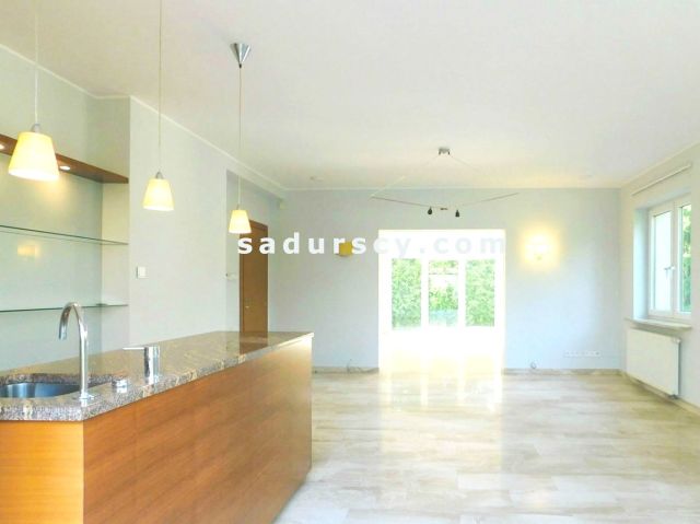 dom wolnostojący, 8 pokoi Piaseczno Chyliczki. Zdjęcie 5