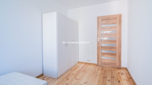 Mieszkanie 3-pokojowe Kraków Bieżanów, ul. ks. Piotra Ściegiennego. Zdjęcie 12