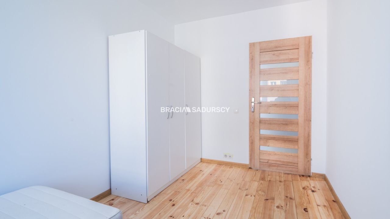 Mieszkanie 3-pokojowe Kraków Bieżanów, ul. ks. Piotra Ściegiennego. Zdjęcie 12