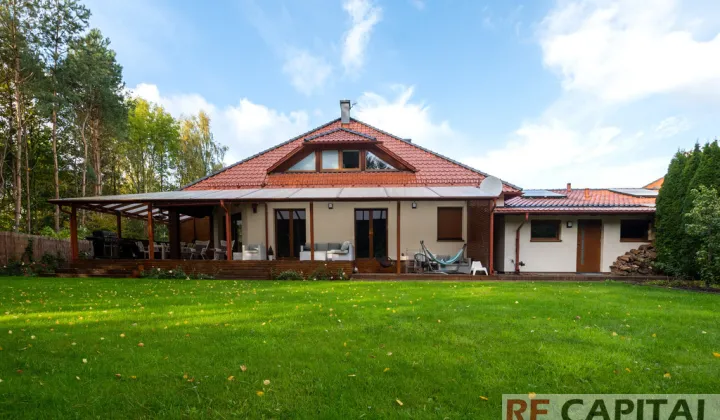 bliźniak, 8 pokoi Zaborówek, ul. Zielona