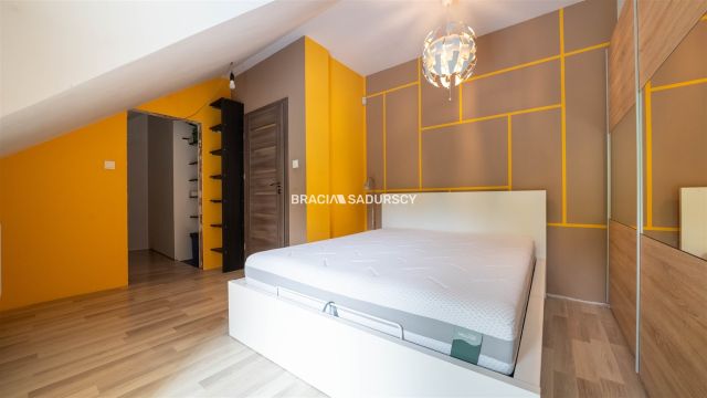 bliźniak, 4 pokoje Śledziejowice. Zdjęcie 21