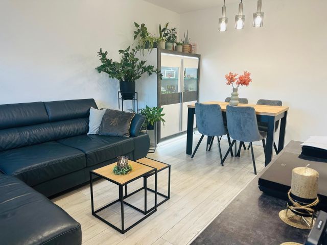 Mieszkanie 4-pokojowe Przemyśl Zasanie, ul. Świętego Jana Nepomucena. Zdjęcie 1