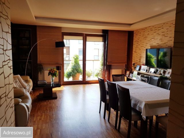 Mieszkanie 4-pokojowe Gdańsk Brzeźno, ul. Nadmorski Dwór. Zdjęcie 1