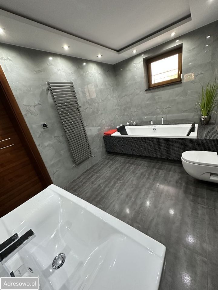 dom szeregowy, 8 pokoi Tczew, ul. ks. Bernarda Sychty. Zdjęcie 4