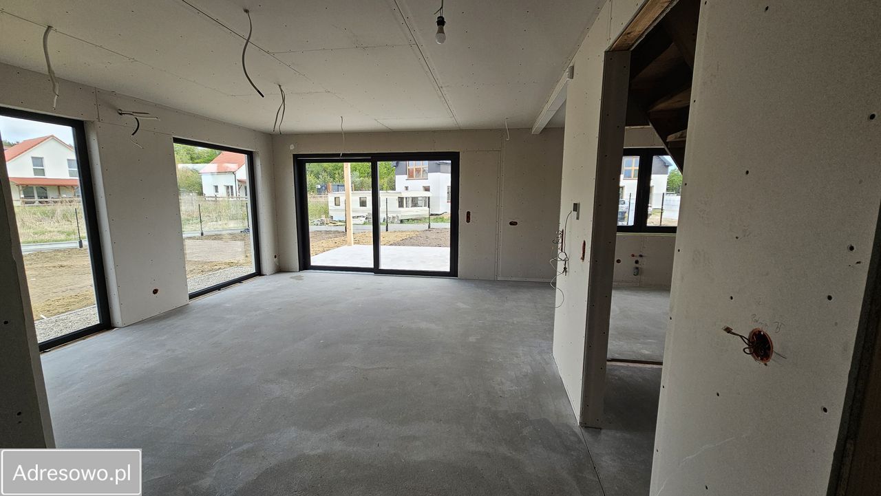 dom wolnostojący, 5 pokoi Prażmowo. Zdjęcie 10