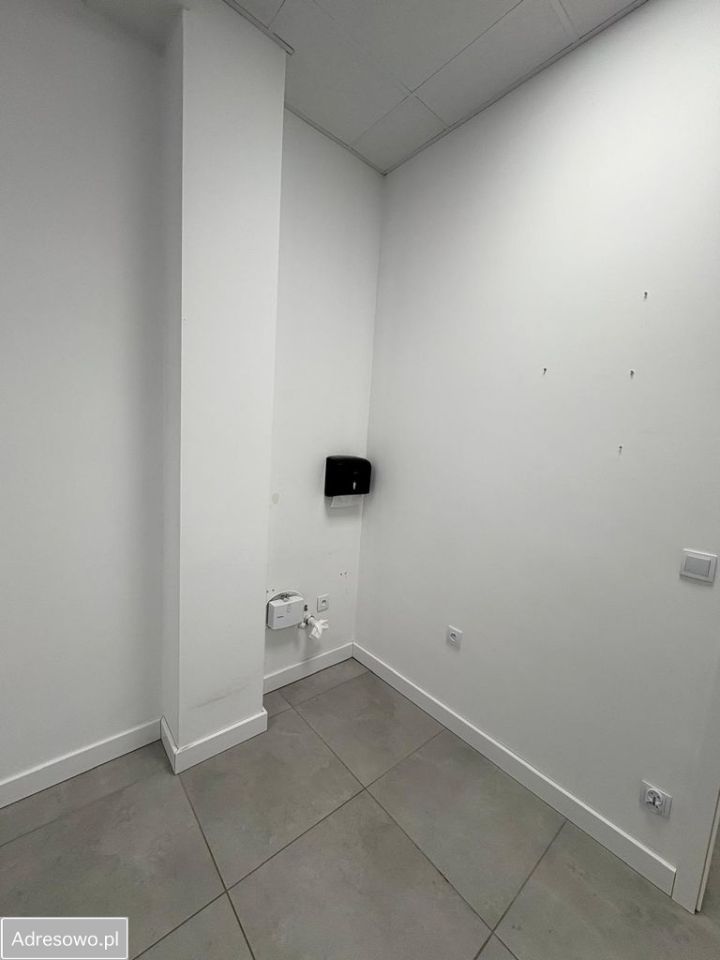 Lokal Zielonka, ul. Orzechowa. Zdjęcie 2