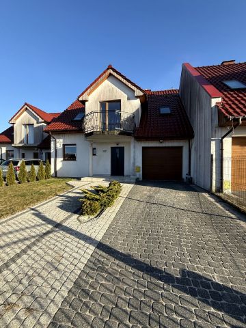 dom szeregowy, 3 pokoje Czaplinek, ul. Wiejska. Zdjęcie 1