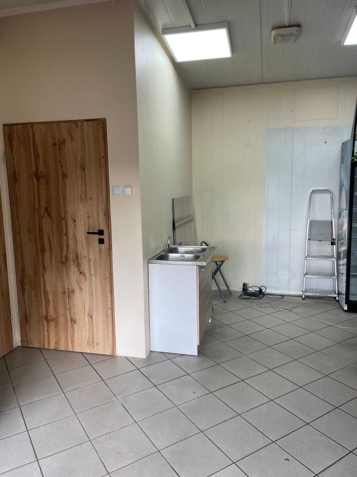 Lokal Częstochowa Tysiąclecie, ul. Dekabrystów. Zdjęcie 3