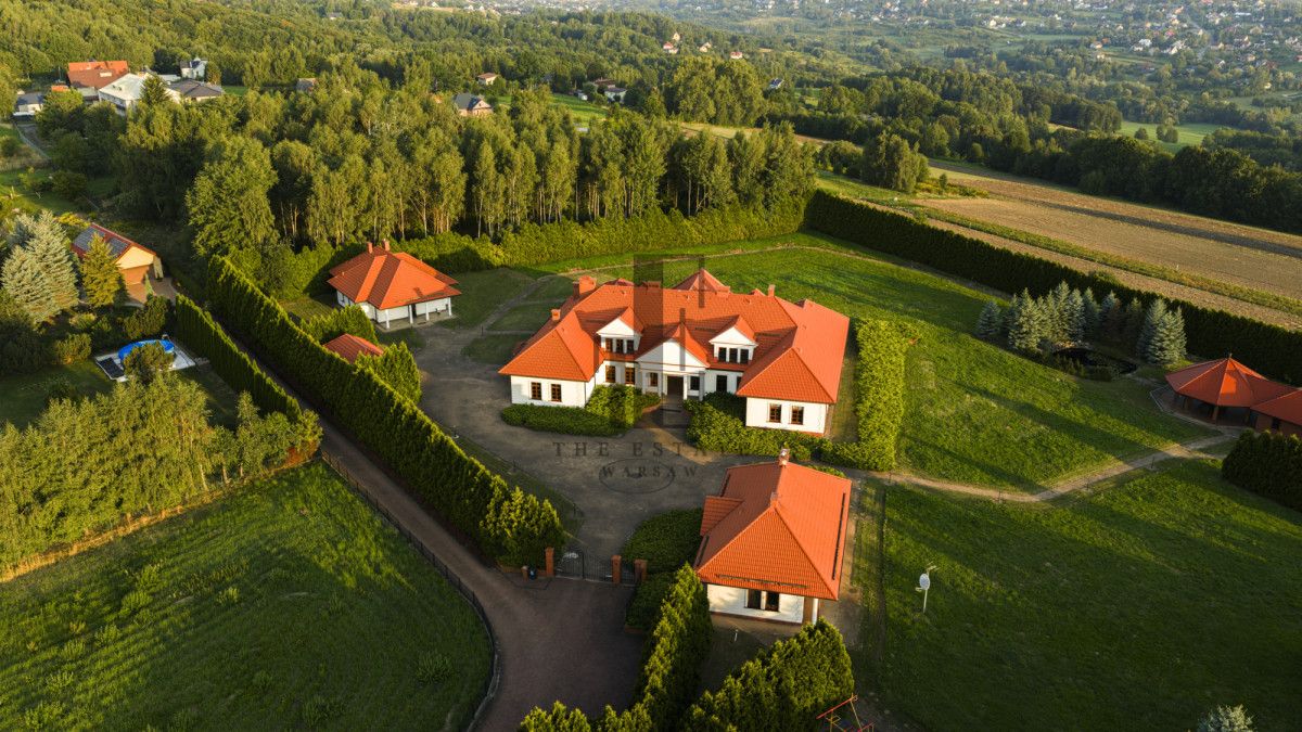 dom wolnostojący, 10 pokoi Ochojno, ul. Lwowska. Zdjęcie 5