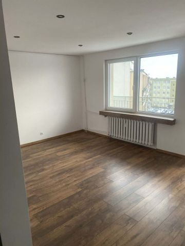 Mieszkanie 2-pokojowe Starachowice. Zdjęcie 1