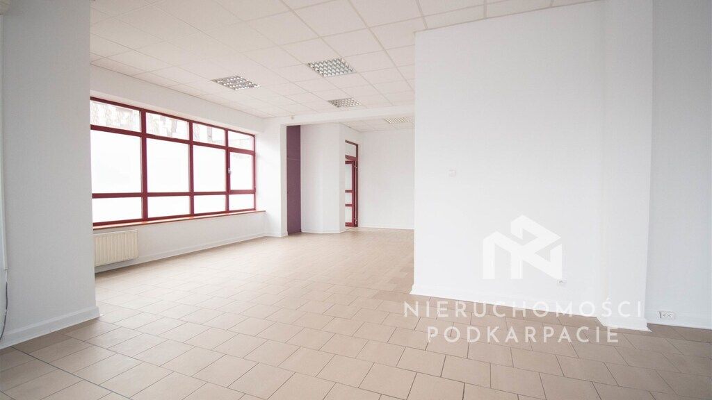 Lokal Rzeszów, ul. Króla Stanisława Augusta. Zdjęcie 1