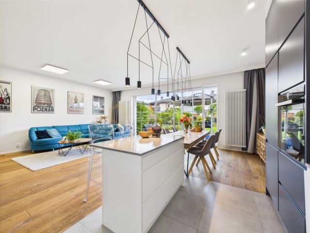 dom szeregowy, 5 pokoi Józefosław, ul. Victorii. Zdjęcie 2