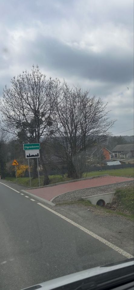 Działka budowlana Ogrodzona. Zdjęcie 1