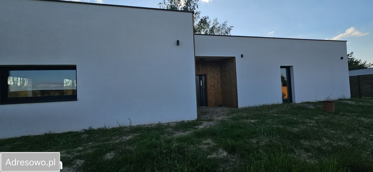 dom wolnostojący, 6 pokoi Starościn. Zdjęcie 3