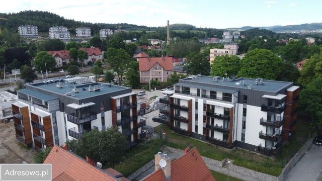 Mieszkanie 2-pokojowe Jelenia Góra Zabobrze, ul. Spółdzielcza. Zdjęcie 2