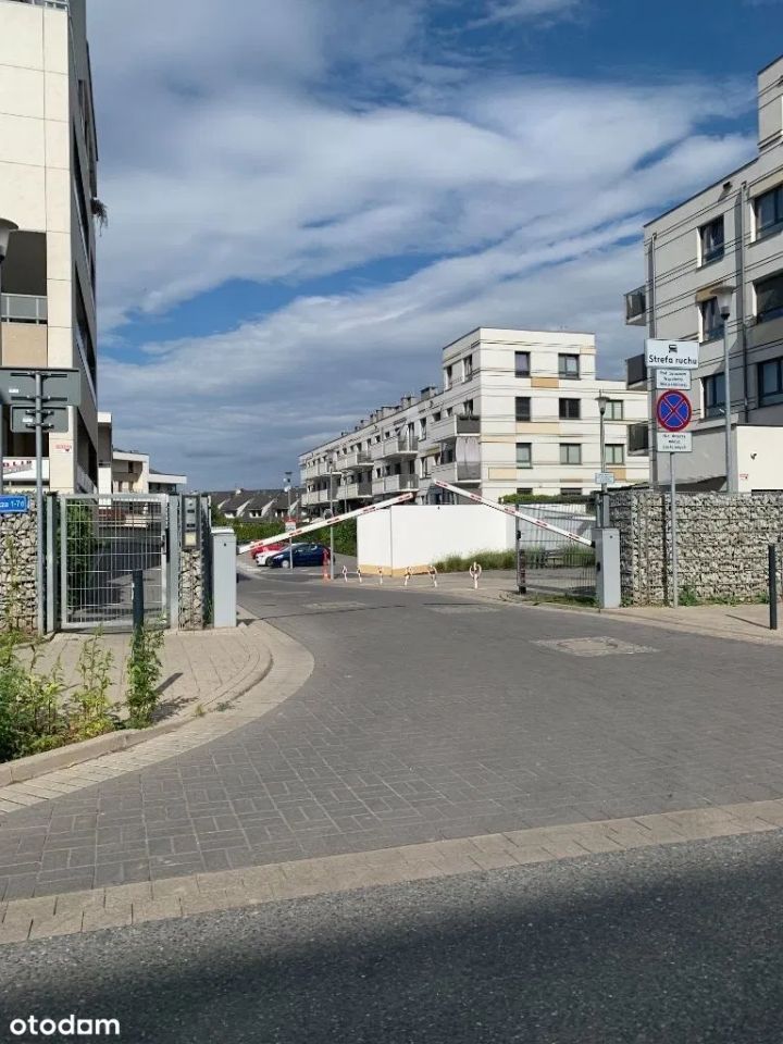 Garaż/miejsce parkingowe Wrocław Wojszyce, ul. Jarosława Iwaszkiewicza. Zdjęcie 3