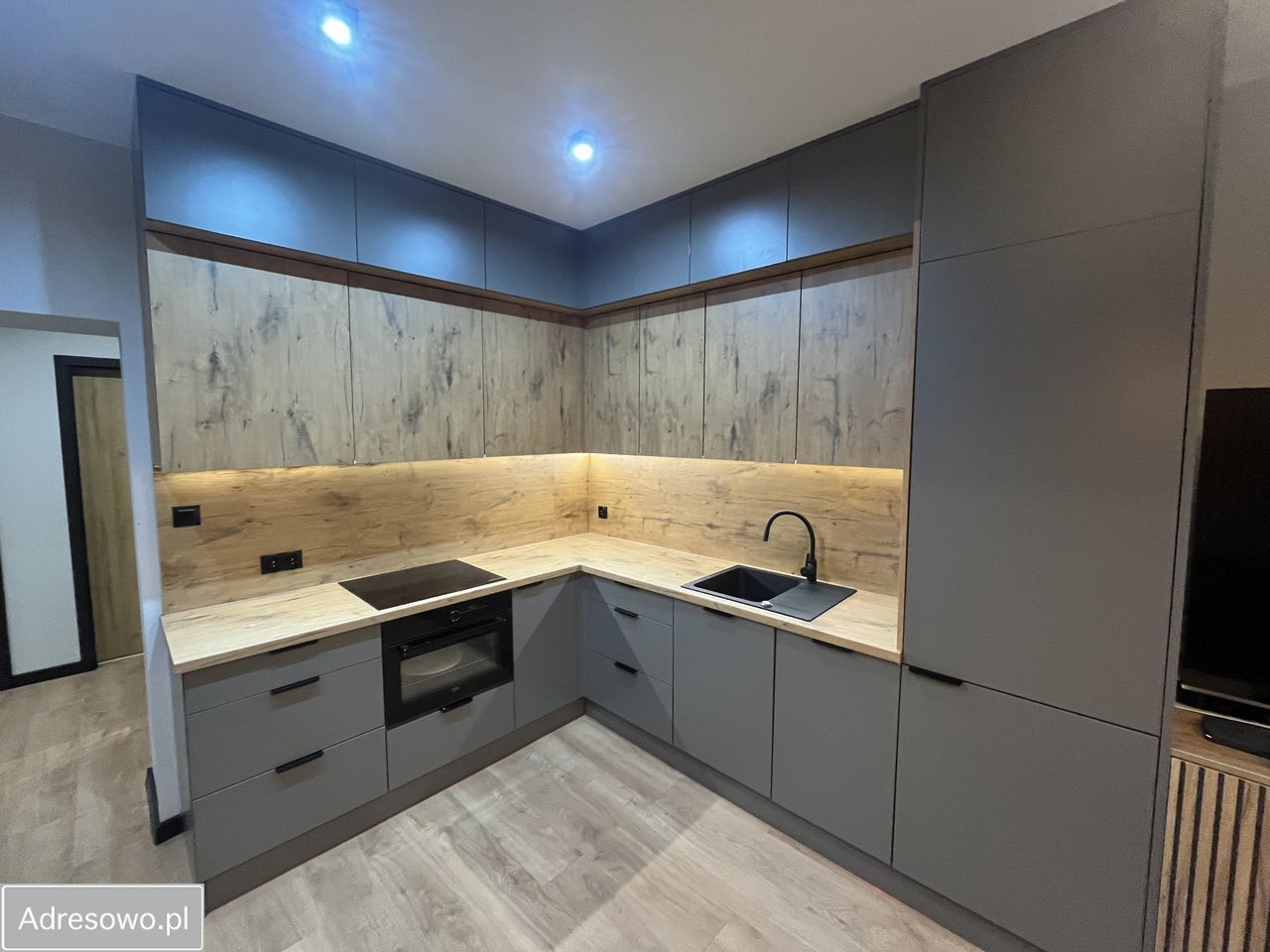 Mieszkanie 4-pokojowe Częstochowa, ul. Nadrzeczna. Zdjęcie 3