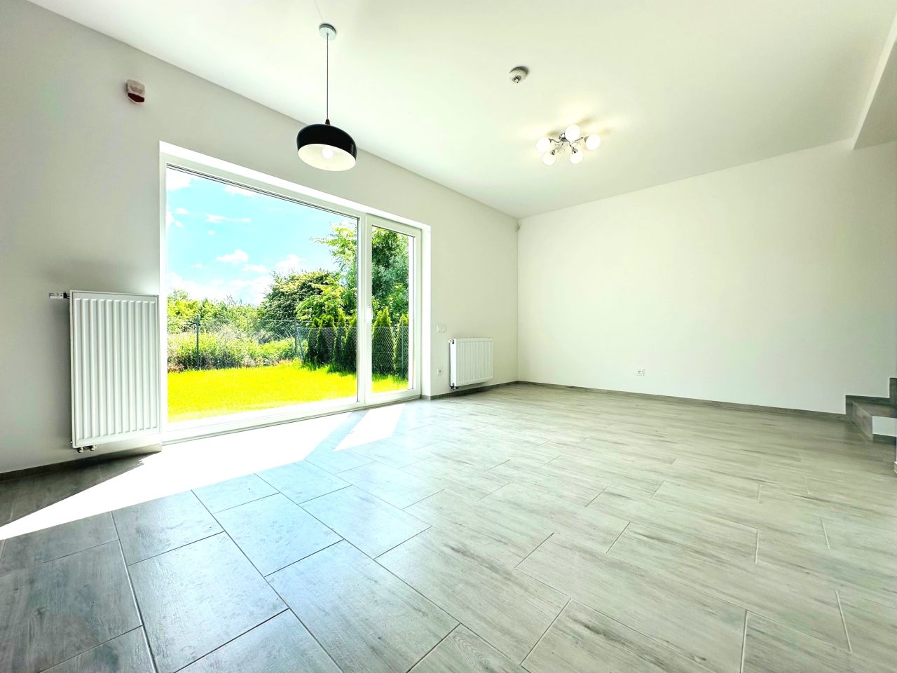 Mieszkanie 4-pokojowe Czerlejno, ul. Rumiankowa. Zdjęcie 2