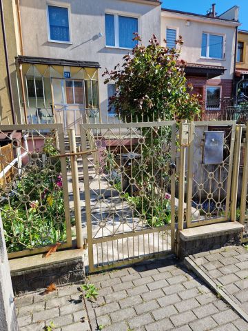 dom szeregowy, 6 pokoi Gdynia Redłowo, ul. Powstania Śląskiego. Zdjęcie 1